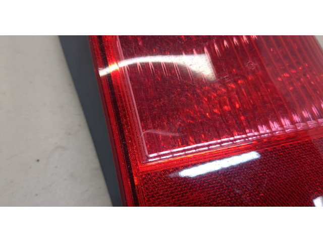 Задний фонарь          