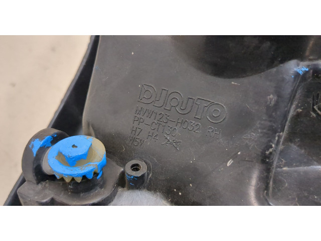 Фара передняя  Volkswagen Passat 5 1996-2000 правая 