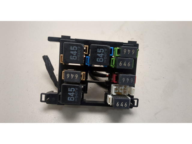 Блок реле Audi Q3 2011-2018 7N0937503