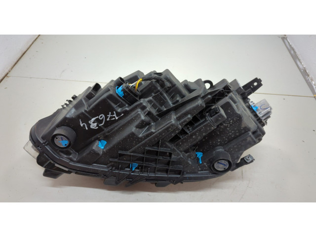 Фара передняя  Volkswagen Jetta 7 2018-2025 правая 