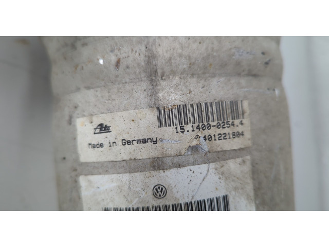 Стойка амортизатора Volkswagen Touareg 2002-2007 7L6616019A