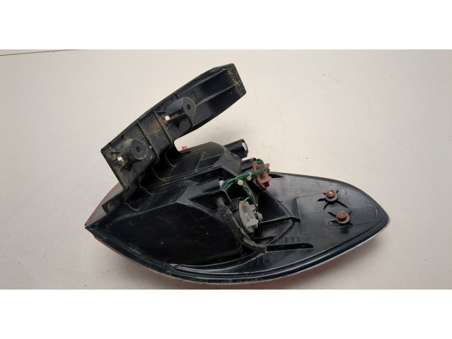 Задний фонарь          