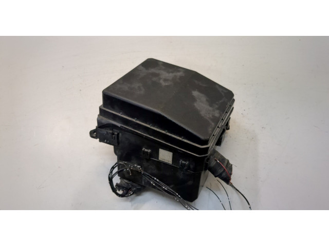 Блок предохранителей  Citroen C-Crosser      8565A024   