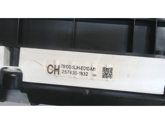 Панель приборов Honda FRV 2.2 Дизель