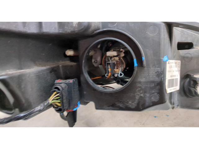 Фара передняя  Peugeot 407 2004-2011 левая 