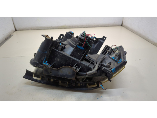 Фара передняя  Ford Ranger 2006-2012 правая 