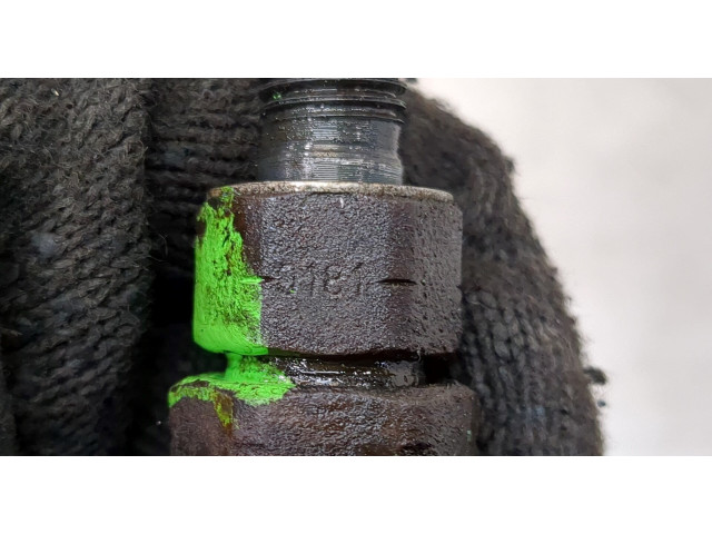 Форсунка топливная Mitsubishi Montero Sport / Pajero Sport 1996-2008