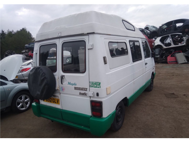 Генератор  Renault Trafic 1989-2001       7700796904    2.1 дизель