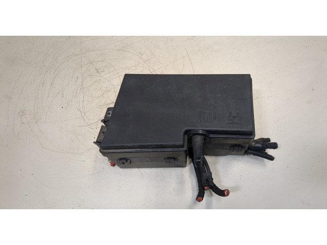 Блок предохранителей  Volvo C30 2010-2013         