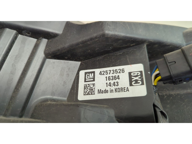 Фара передняя  Chevrolet Bolt 2016-2021 правая 