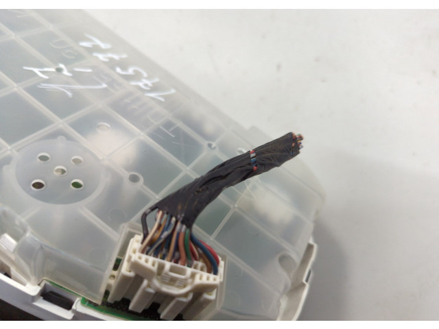 Панель приборов  Mazda CX-9 2007-2012       TD1655471     