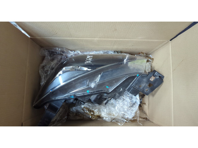 Фара передняя  Mazda CX-3 2014-2025 левая 