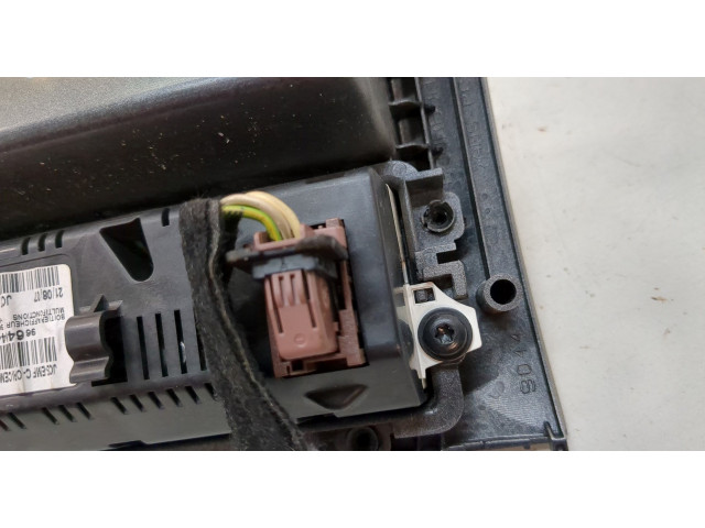 Дисплей бортового компьютера  Peugeot 407 2004-2011        