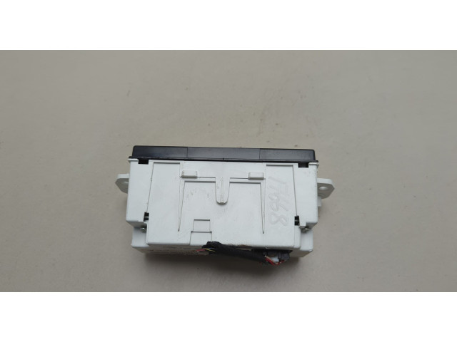 Дисплей бортового компьютера Mitsubishi Galant 2004-2012