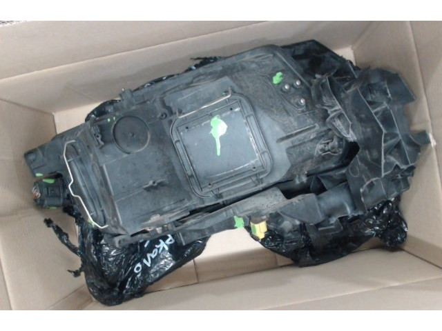 Фара передняя  Audi Q5 2008-2017 левая 