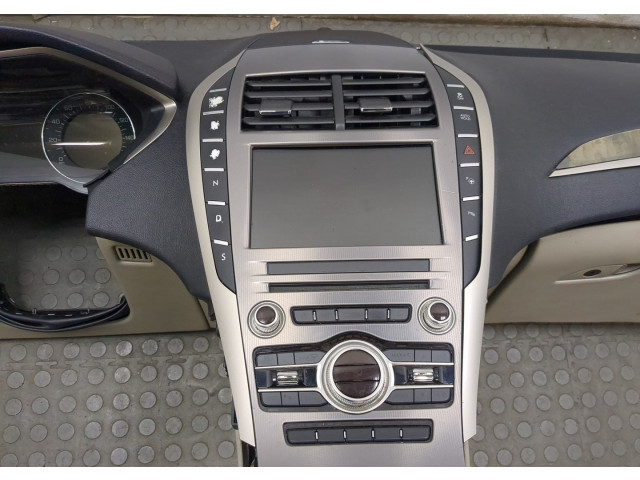 Панель приборов  Lincoln MKZ 2016-2020       HP5Z10849CE     