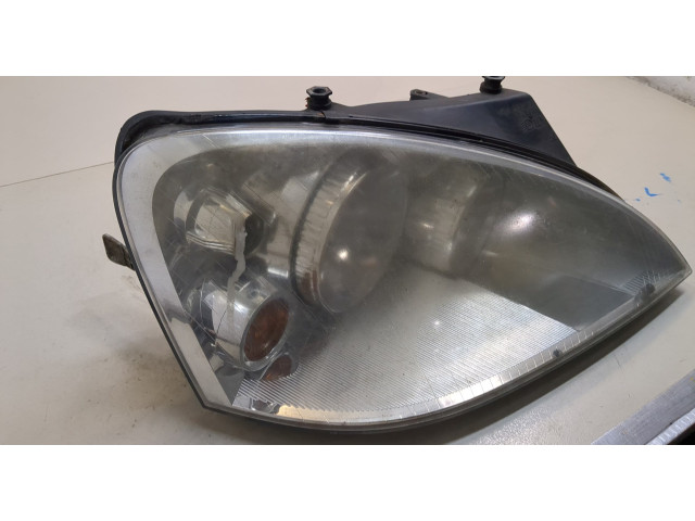 Фара передняя Ford Galaxy 2000-2006 правая