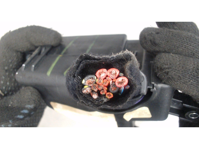 Блок предохранителей Volkswagen Jetta 5 2004-2010 1K2941824 1.6