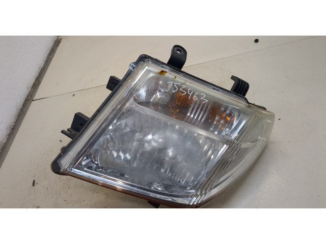 Фара передняя Nissan Pathfinder 2004-2014 левая