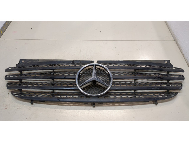 Решетка радиатора  Mercedes Vito W639 2004-2013          
