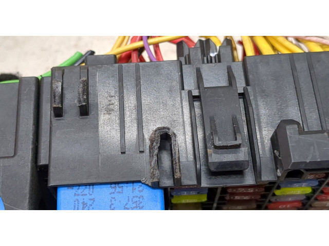 Блок предохранителей  Dacia Logan 2012-2016         