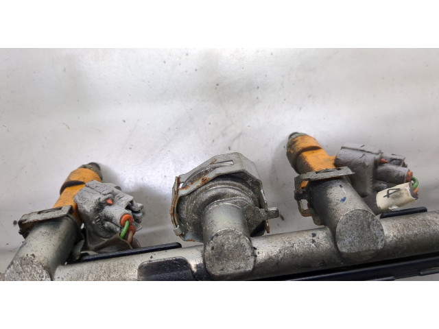 Форсунка топливная Infiniti G 2006-2013 16600EY00A, 17521EY00A