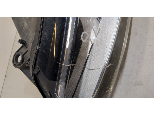 Фара передняя  Volkswagen Jetta 6 2010-2018 левая 