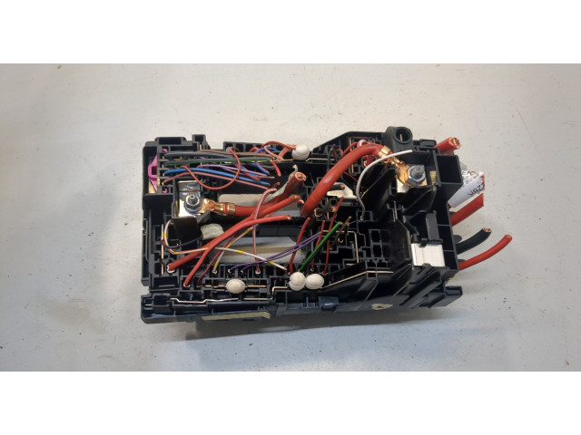 Блок предохранителей Skoda Octavia (A7) 2017-2021