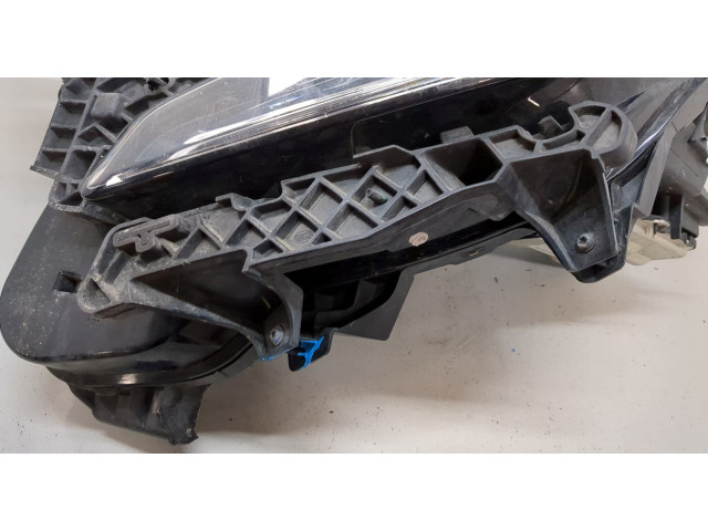 Фара передняя GMC Terrain 2017-2024 левая