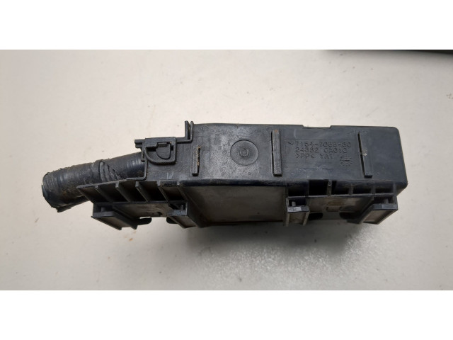 Блок предохранителей Infiniti QX56 2004-2010 24382CA010, 7154705530