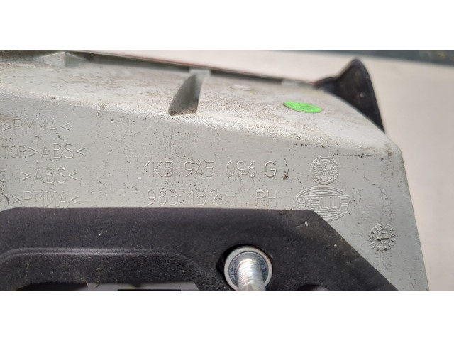 Задний фонарь 1K5945096M