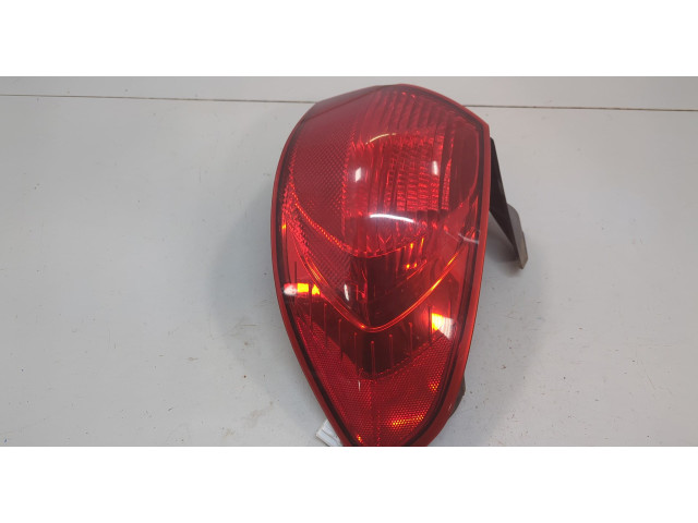 Задний фонарь 84201XA02A