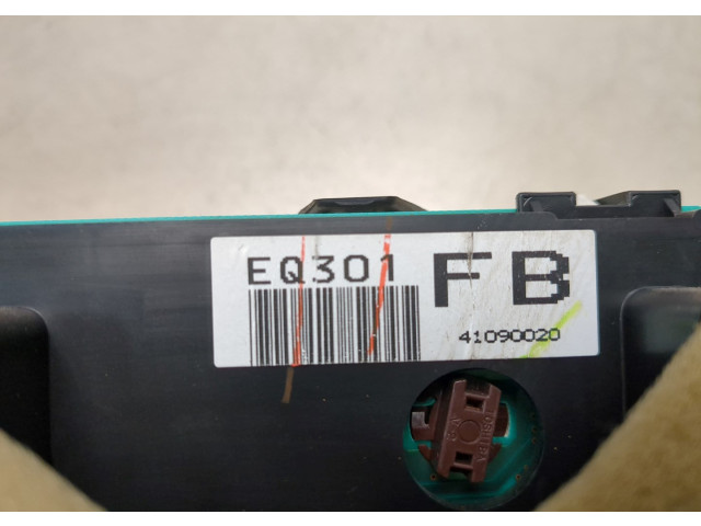 Панель приборов Nissan X-Trail (T30) 2001-2007