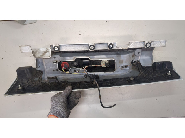 Задний фонарь          