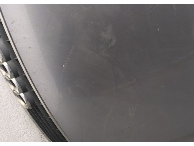 Решетка радиатора  Audi A4 (B6) 2000-2006          