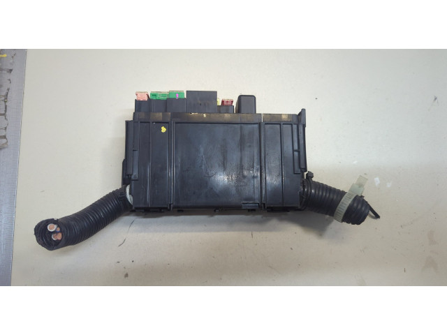 Блок предохранителей Nissan Juke 2010-2019