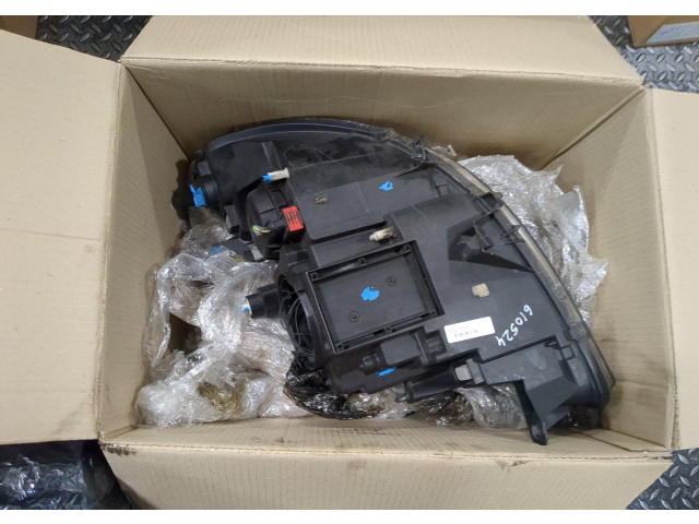 Фара передняя Peugeot 807 правая