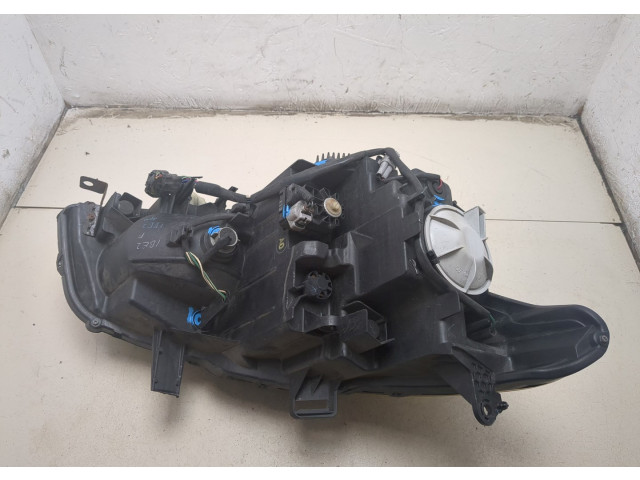 Фара передняя  Infiniti QX56 2010-2013 левая 