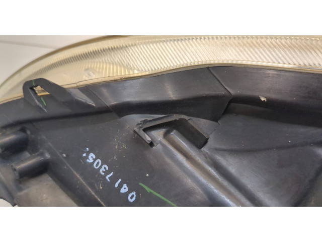 Фара передняя  Toyota Prius 2009-2015 левая 