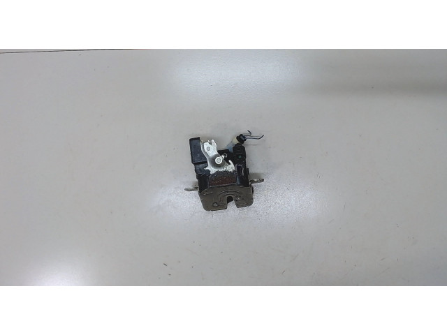 Замок багажника Mitsubishi Colt 2004-2008