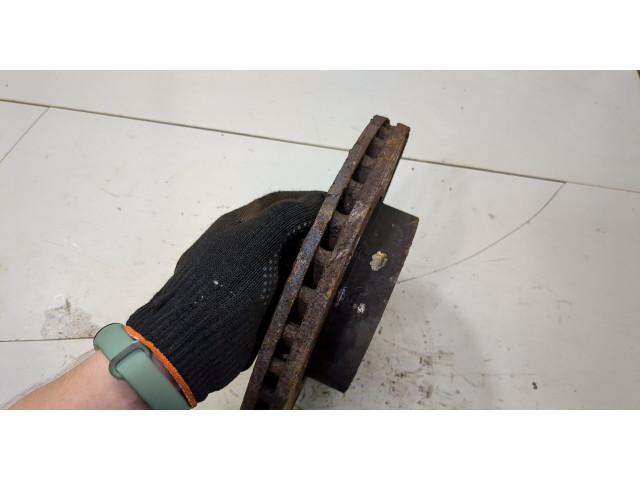 Диск тормозной  Mercedes C W204 2007-2013 2.2  передний           