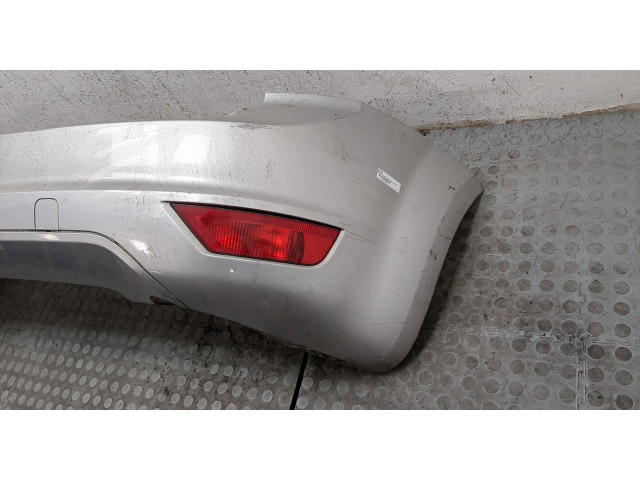Бампер  Ford Focus 2 2008-2011 задний   