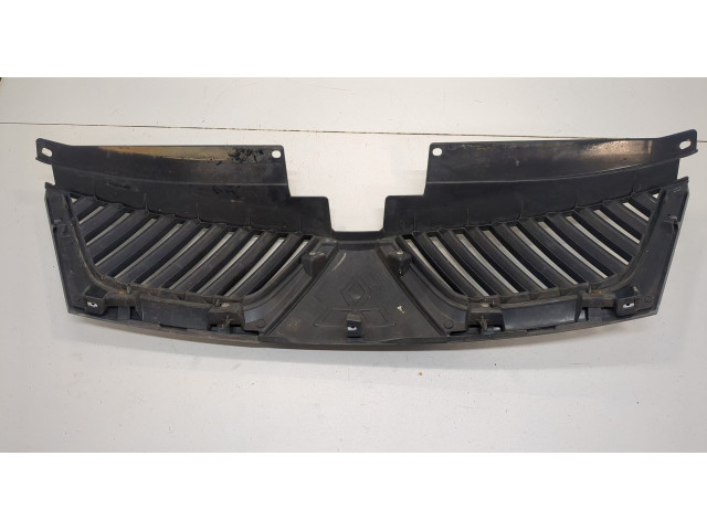 Решетка радиатора Mitsubishi Outlander XL 2006-2012