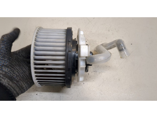 Моторчик печки Mazda 3 (BK) 2003-2009