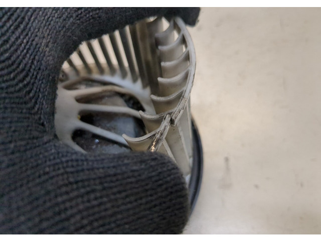 Моторчик печки  Volvo V50 2007-2012 4M5H18456DD     4M5H18456DD   