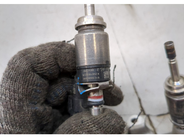 Форсунка топливная Skoda Octavia (A7) 2013-2023 04E906036AD, 05E133320