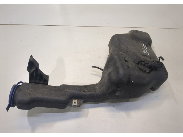 Бачок омывателя  Mercedes C W204 2007-2013 a2048600260     2.2