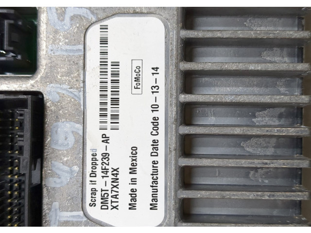 Дисплей мультимедиа  Ford Focus 3 2014-2019 dm5t14f239ap       