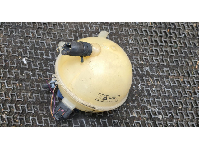 Бачок расширительный  Volkswagen Beetle 1998-2010 1C0121403A    1.6