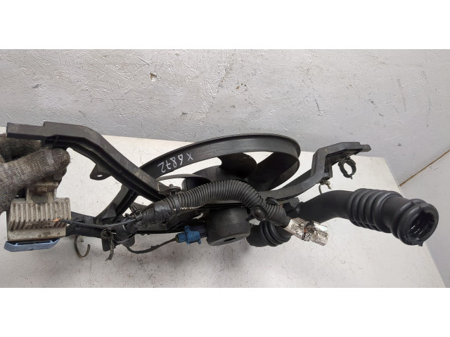 Вентилятор радиатора  Dacia Duster 2010-2017           